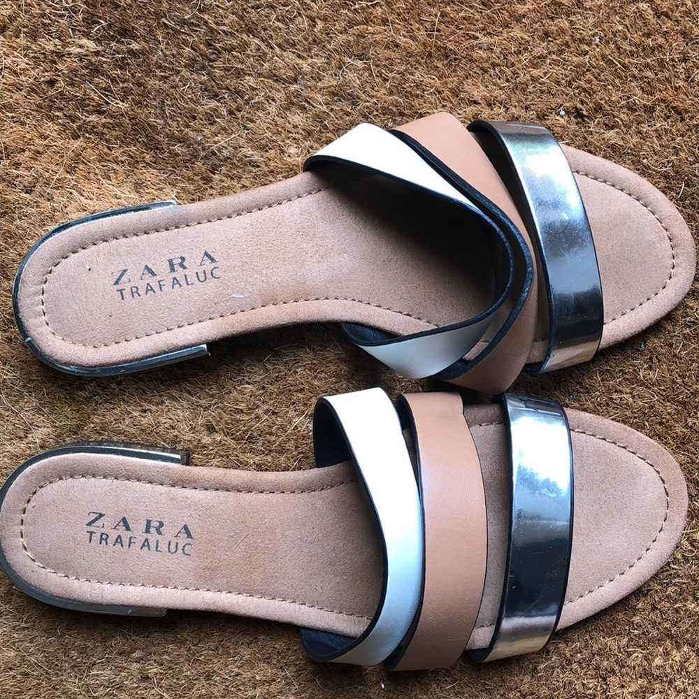 Zara Slides